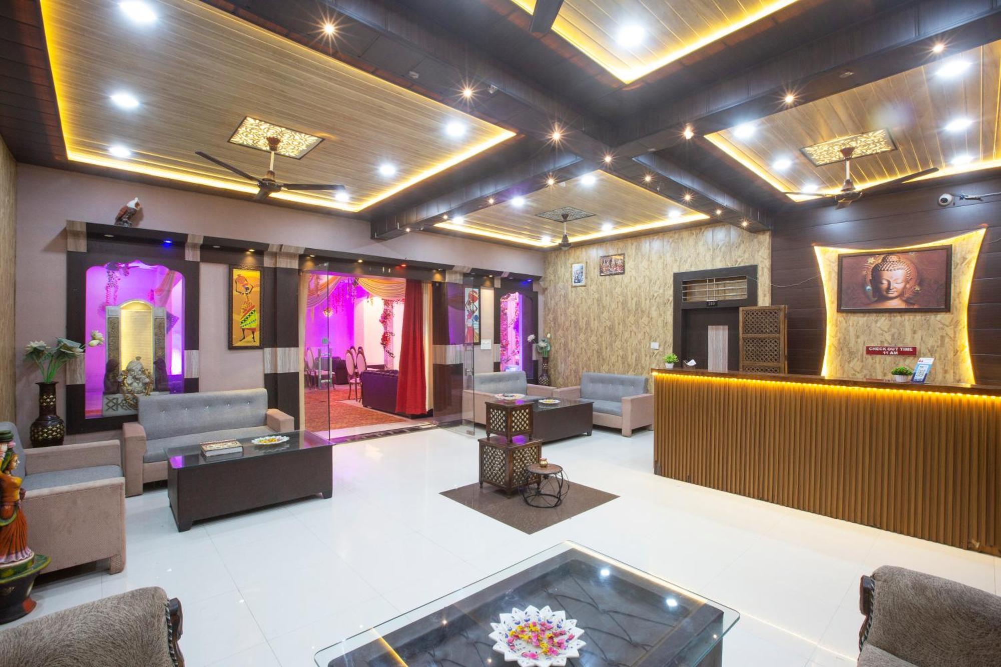 Bundeli Farm Resort & Banquet 오르차 외부 사진